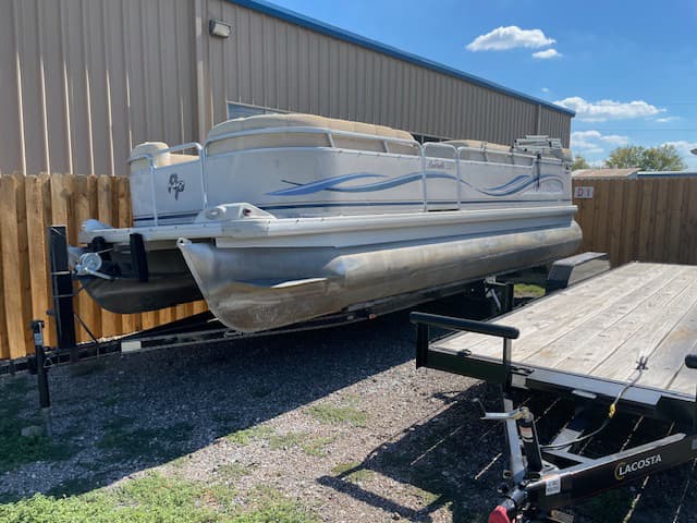 Boat removal in Houston, Texas